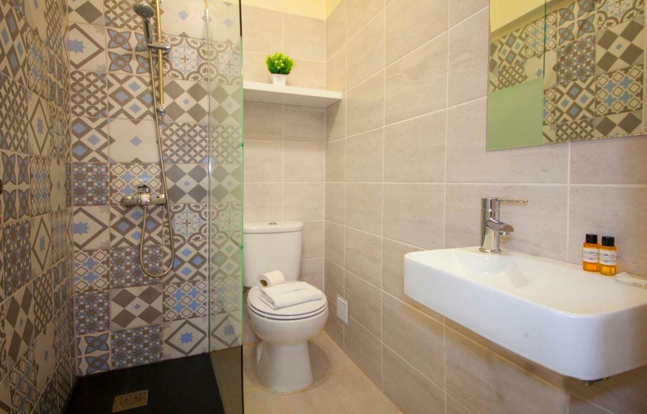 Apartamento de 100 m2 com 3 quarto Lagos Exterior foto